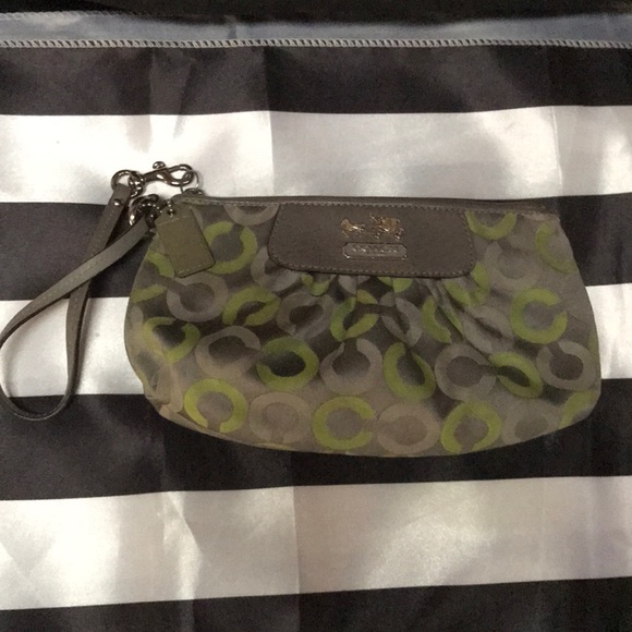 Coach signature gray and light green wristlet - Picture 5 of 5